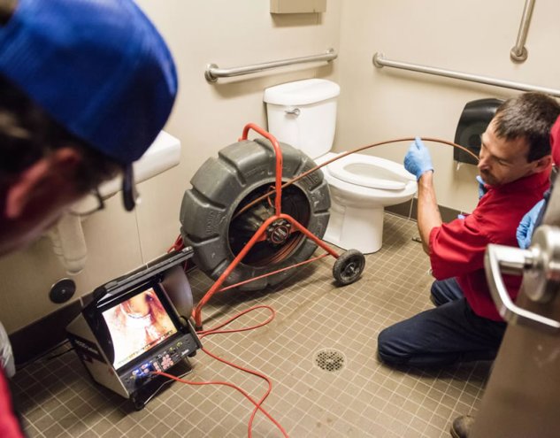 Dealing with Sewer Smells from Your Toilet